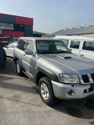 4X4 NISSAN PATROL GR Y61 3.0 Di 160 ch Court 2005