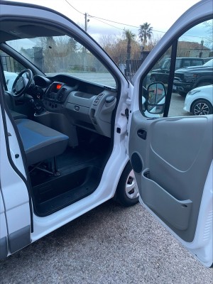 RENAULT TRAFIC 2 2011