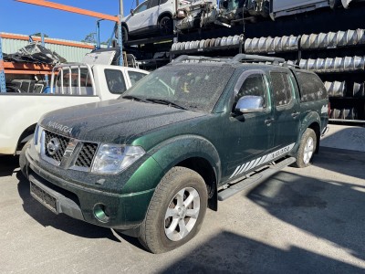 Pièces détachées Nissan Navara D40 2.5 dCi 174 ch Double Cab 2007